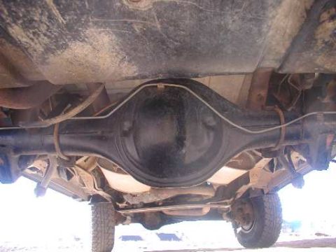 1986 Ford Bronco - Rear diff front