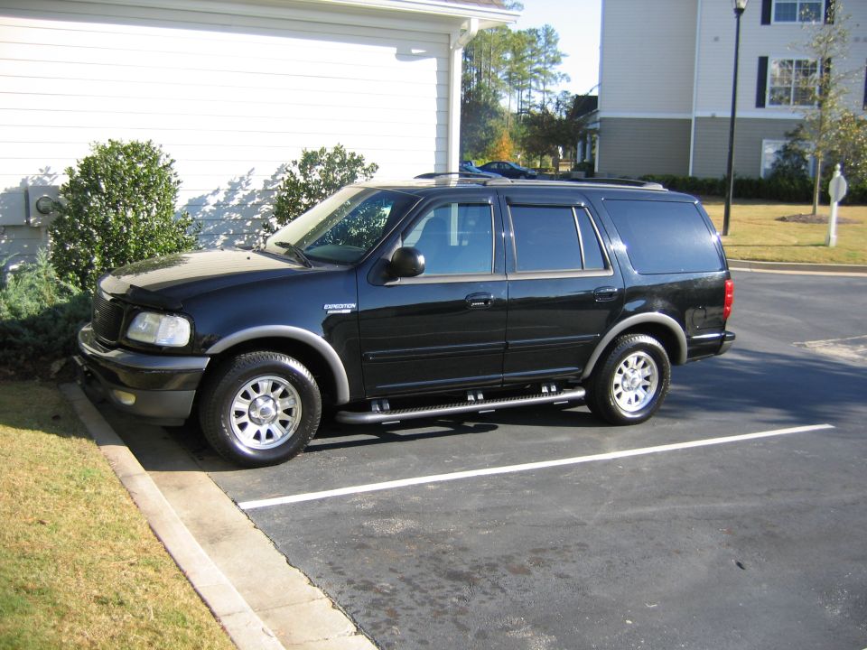 2002 Ford Expedition “Sugar Puss”
