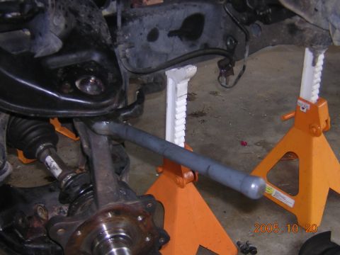 1992 Toyota Hilux - use a pickle fork and whack the ball joints loose