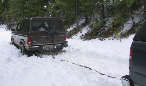 1987 Ford Bronco II - feb of 04..... had to see how far I could go.... not very far!