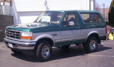 1996 Ford Bronco - Another angle