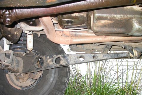 1990 Ford Bronco - Extended Radius Arms! These things are beefy as hell. They are old Superlift arms, I don't know if they're still selling them or not.
