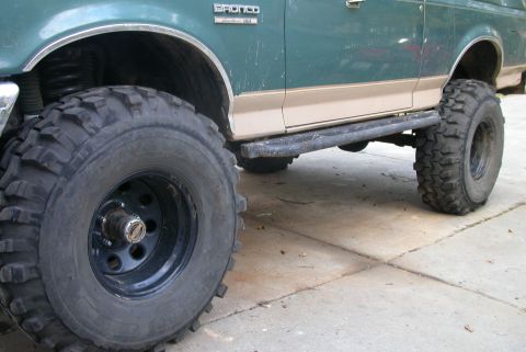 1990 Ford Bronco - Ultra-cool homemade custom sliders.