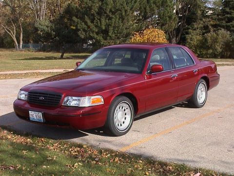 2000 Ford Crown Victoria - November 4, 2005 - 02