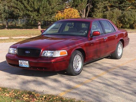 2000 Ford Crown Victoria - November 4, 2005 - 11