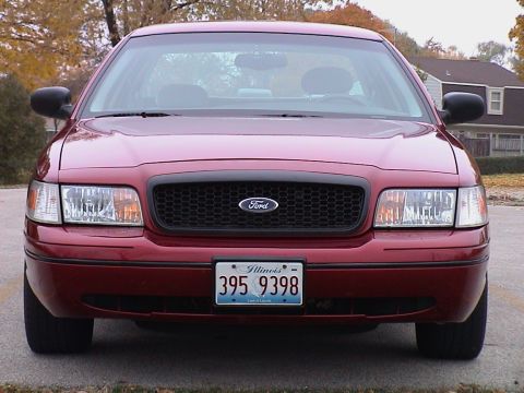 2000 Ford Crown Victoria - November 5, 2005 - 01