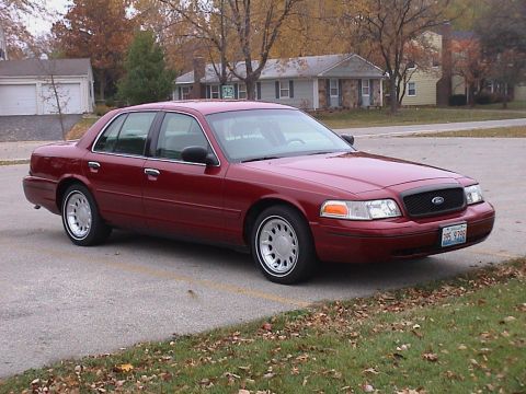 2000 Ford Crown Victoria - November 5, 2005 - 08