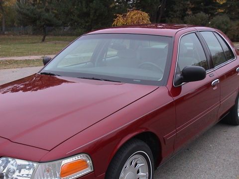 2000 Ford Crown Victoria - November 5, 2005 - 11