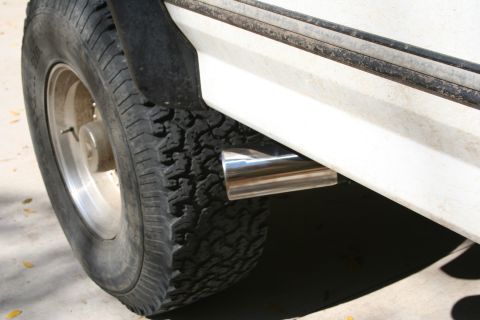 1993 Ford F-350 - 4" Polished SS exhaust tip. Used to sound like a jake-brake when I let off the gas quickly at high rpm's, but with the tip it sounds like a…
