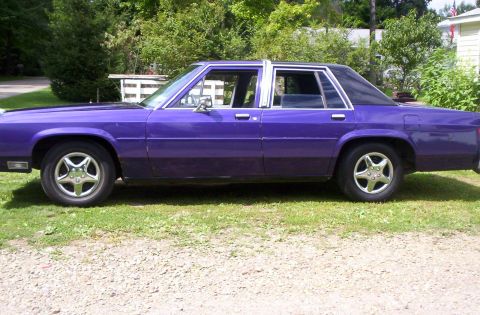 1986 Ford LTD Crown Victoria “The Purple Bomb”