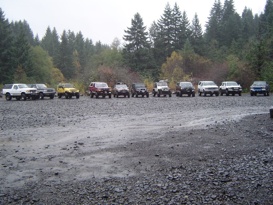 The line up for the Sat AM run...probably the only good pic this day as the weather was crazy all day.