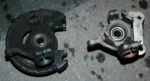 1991 Ford Taurus - knuckles and hub side by side