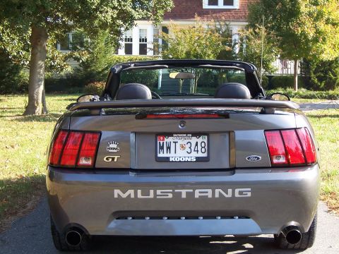 2004 Ford Mustang photo