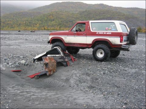 1990 Ford Bronco - Like a rock