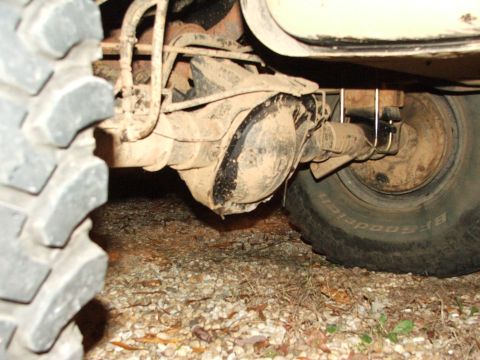 1996 Ford Bronco - spun axle 110605