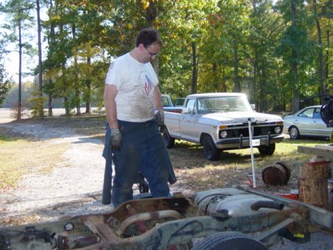 1991 Ford Bronco - JB was particularly amused by the fact that he could now stand on the rear leaf spring.