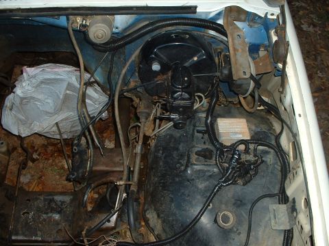 1985 Ford Bronco - Cleaned up some wiring, still need to do the harness on the other side.