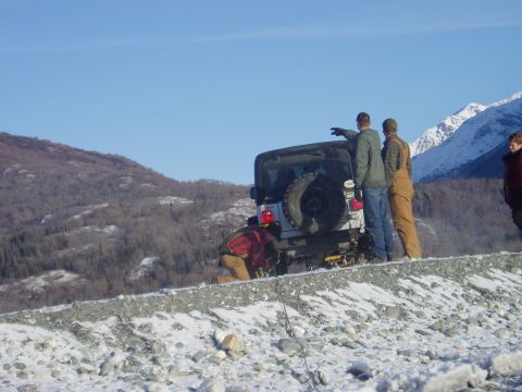 2000 Ford E350 - Gary atatching winch line