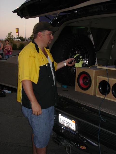 2000 Ford Excursion photo