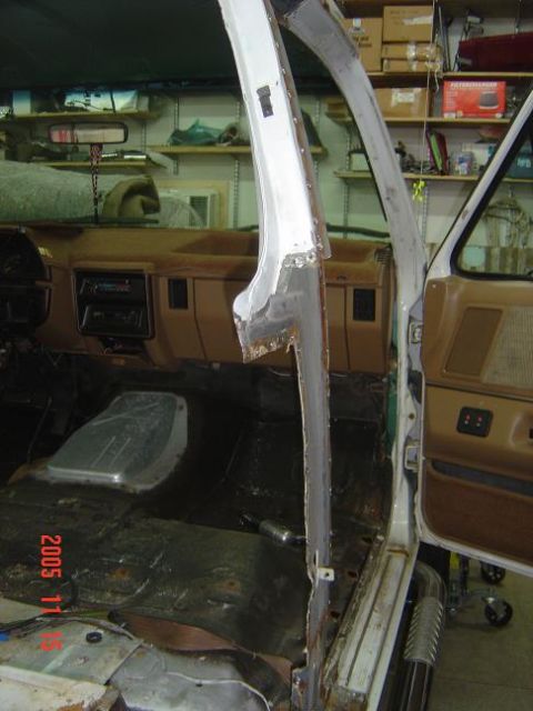 1989 Ford Bronco - All gone! Not much left holding the roof. The inner panel is continuous from the roof to the rocker. Pretty flimsy by itself. Test fitting…