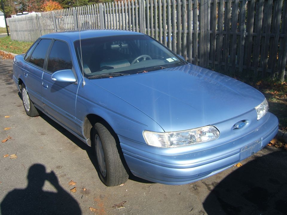 1994 Ford Taurus “Peebles”