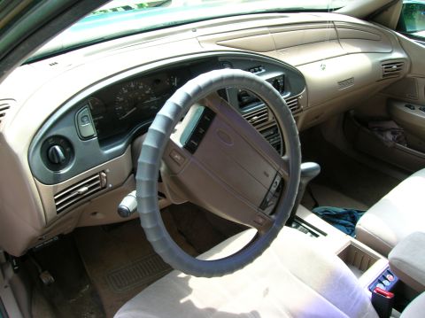 1992 Ford Taurus photo