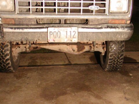 1987 Ford Bronco II - hard to tell but pic of front tow hooks