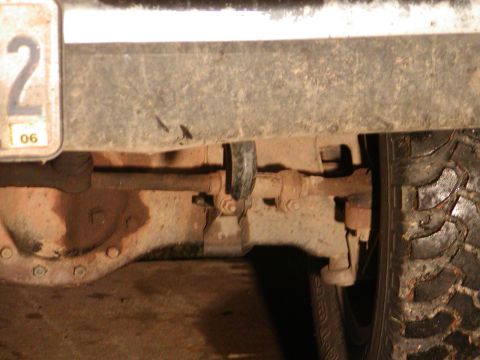 1987 Ford Bronco II - close up of tow hook in front