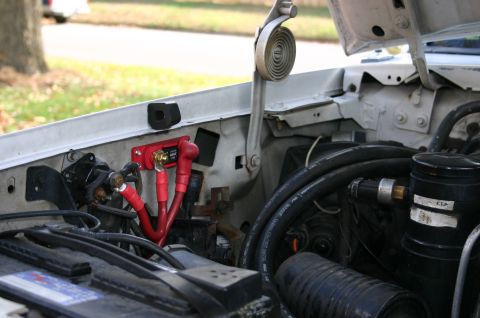 1994 Ford Bronco - Mega fuse holder with a 175amp fuse, and 1ga. wire