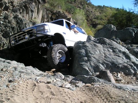 1993 Ford Bronco - This modified 1992 Ford Bronco navigates a rocky trail with impressive articulation.