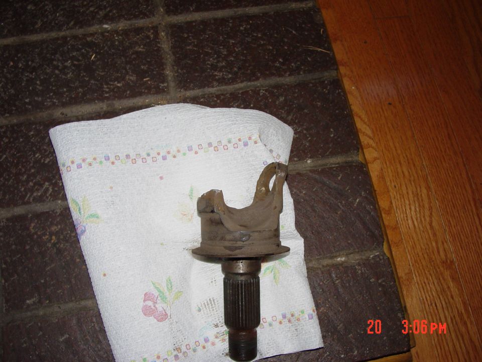 Driveshaft universal joint yoke on paper towel. Timestamp 20 3:06 PM