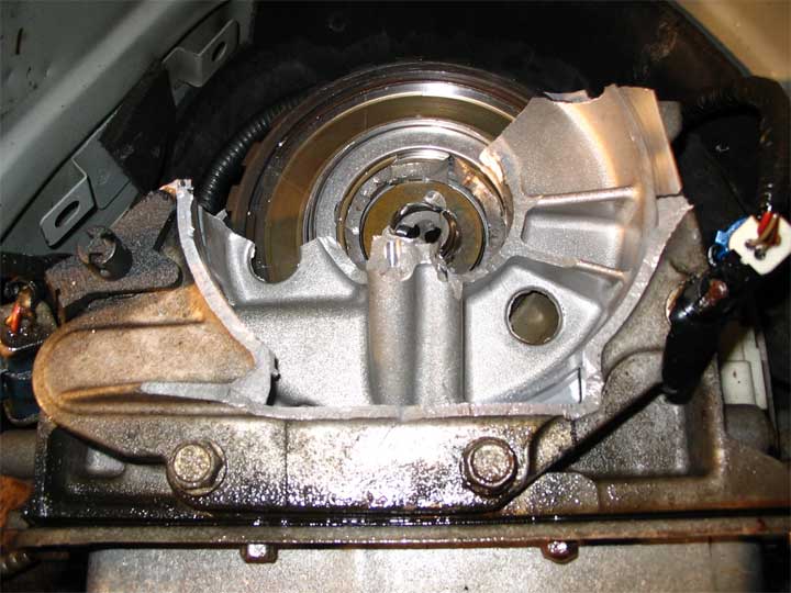This is the rear of the trans still in the car. Notice that the top half of the housing is just gone.