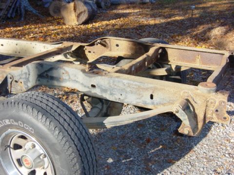 1991 Ford Bronco - That rear driver's side mount was the only undamaged mount rear of the firewall/front floorboard. Shame the tophat section under the body t…