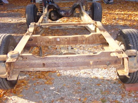 1991 Ford Bronco - Wait, I take that back. The second driver's side mount (the bracket just ahead of the #3 crossmember, that I stated would be removed later)…