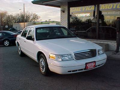 1998 Ford Crown Victoria “Bluesmobile 2”