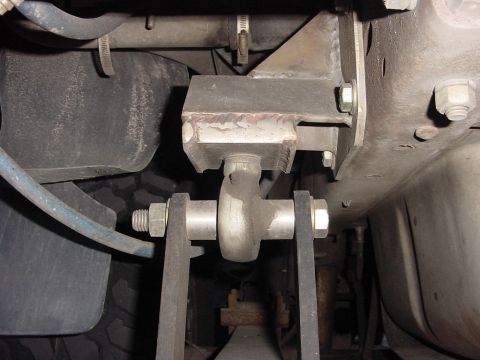 1987 Ford Bronco - Heim Shackle 3