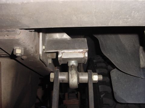 1987 Ford Bronco - Heim Shackle 4