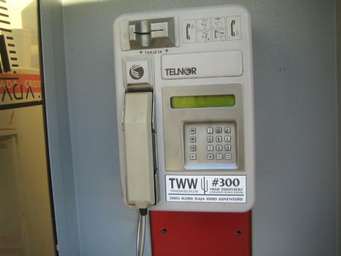 1990 Ford Bronco - This Payphone just needed a steeeeker