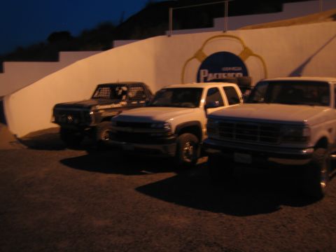 1990 Ford Bronco - Race Truck & chasers all parked together!