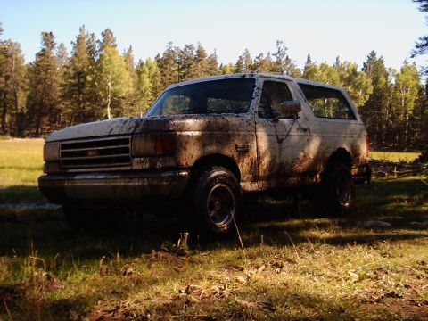 1991 Ford Bronco - Wheelin on Capulin Mountain