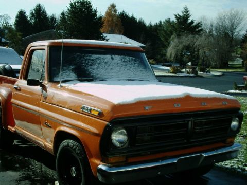 1971 Ford F-100 - First snow on thanksgiving day 05 12