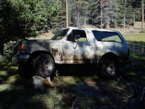 1991 Ford Bronco - Not much flex, yet.