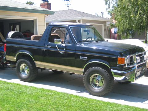 1990 Ford Bronco - First thing i did when i brought it home. Nothing like a topless bronco