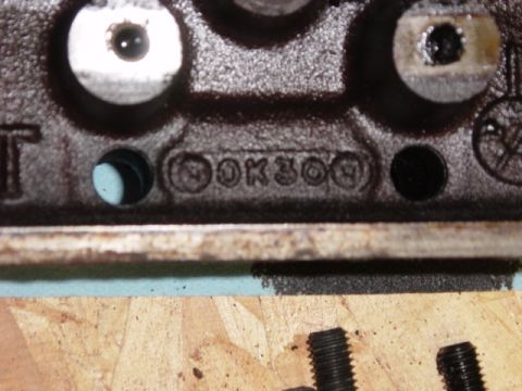 1991 Ford Bronco - The only casting numbers I could find *anywhere* on these heads. At least they match.