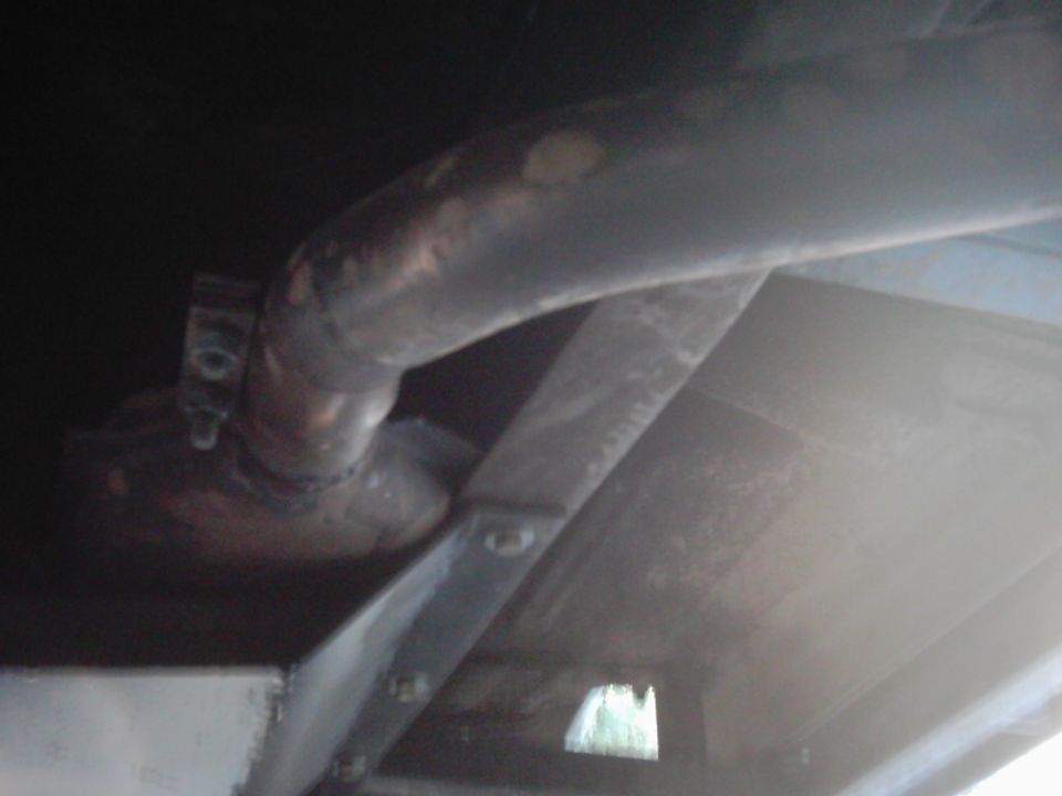 Exhaust pipe and undercarriage detail