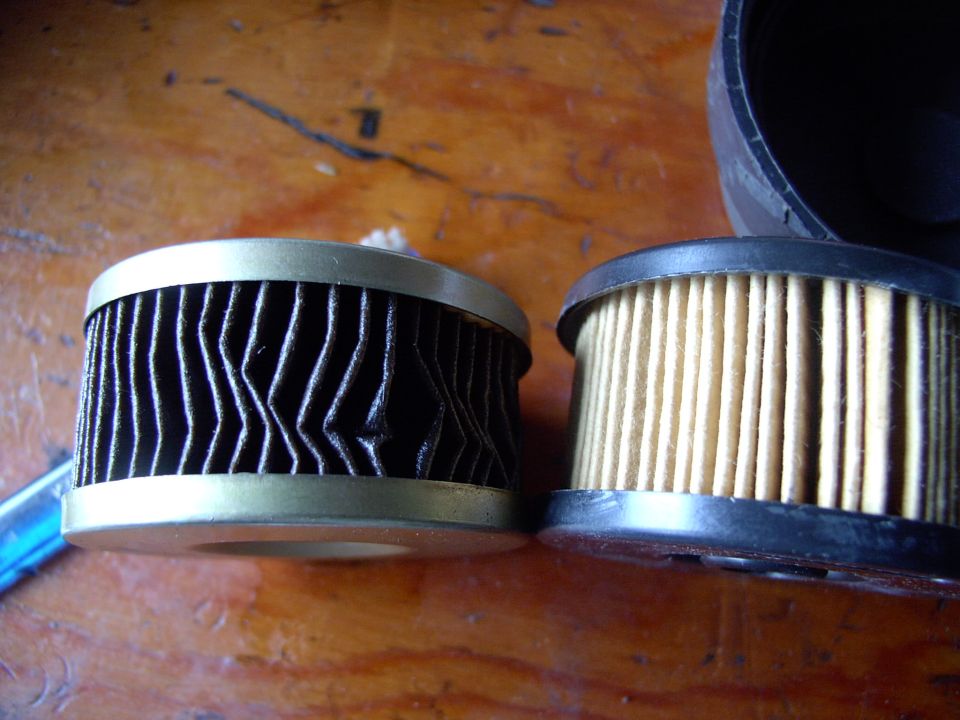 If you overtighten the lid all you achieve is crushing the filter (like I did last time). Each time I change the filter I realize I don't need much tightening pressure to seal it at all.