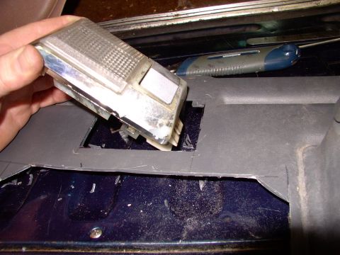 1986 Ford Bronco - Then just slip in the Bronco cargo light.