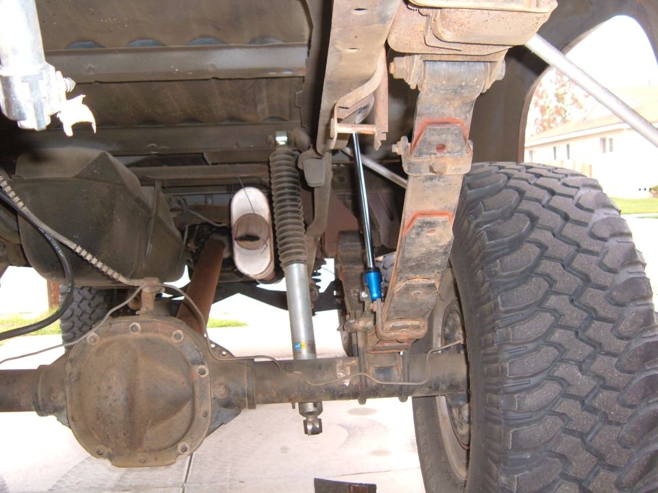 1985 Ford Ranger rear axle, leaf springs, and Bilstein shocks