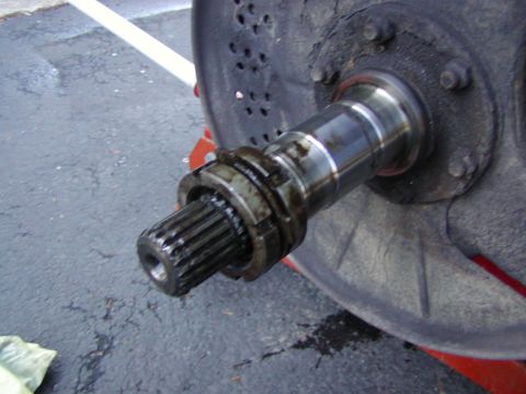 1991 Ford Bronco - just for reference heres how those nuts go on there