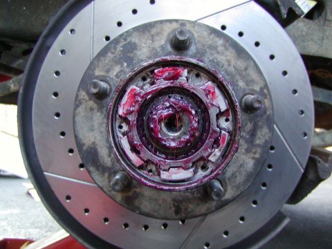 1991 Ford Bronco - reinstall the hub